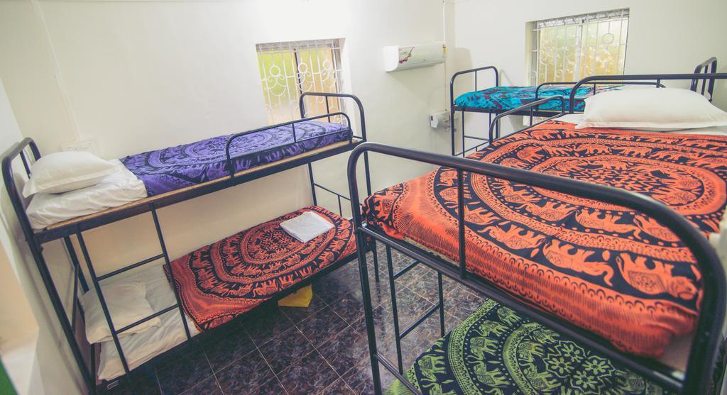 Anjuna By Roadhouse Hostels Goa Værelse billede