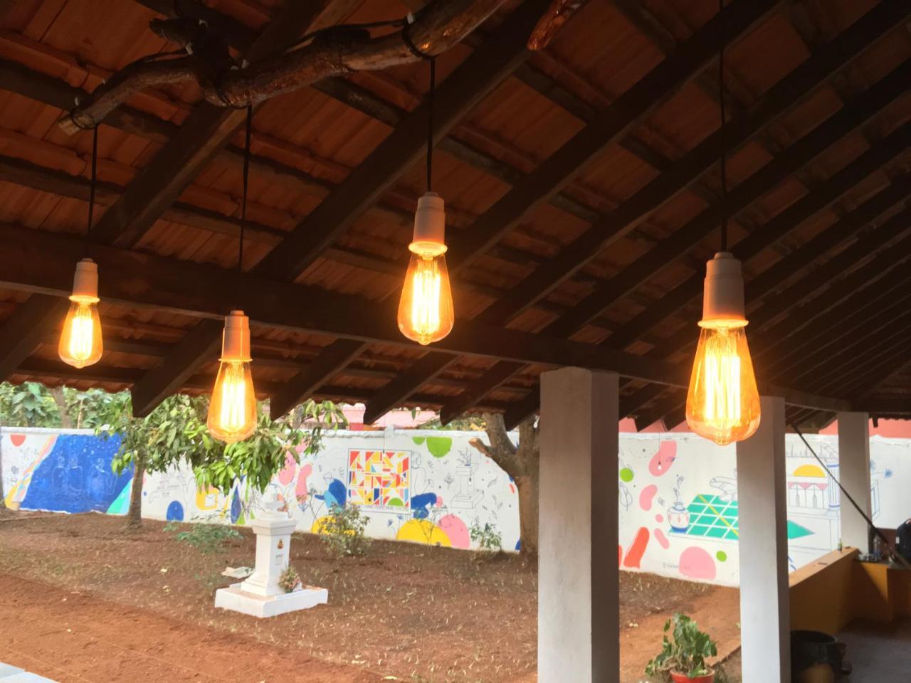 Anjuna By Roadhouse Hostels Goa Eksteriør billede