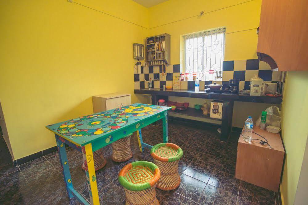 Anjuna By Roadhouse Hostels Goa Eksteriør billede